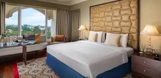 Deluxe & Superior Rooms