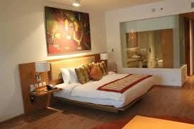 Deluxe & Superior Rooms