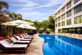 Spa, Outdoor Pool & Fitness Centre