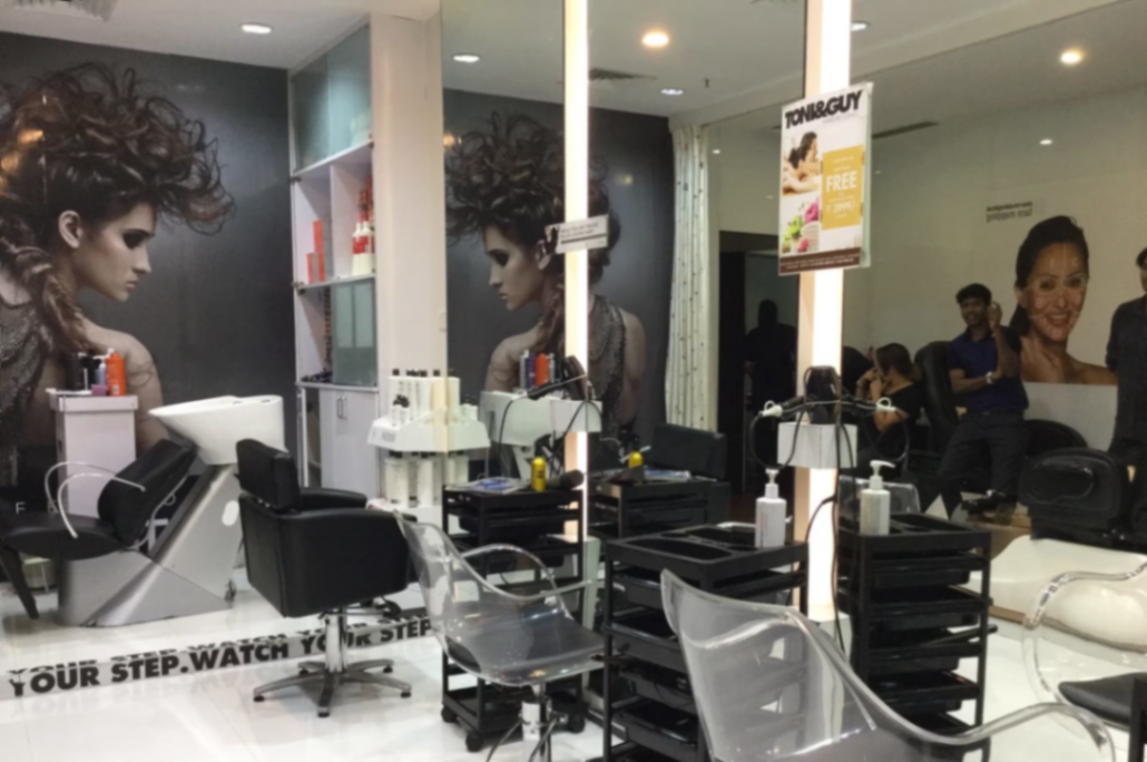 Toni & Guy banner 1